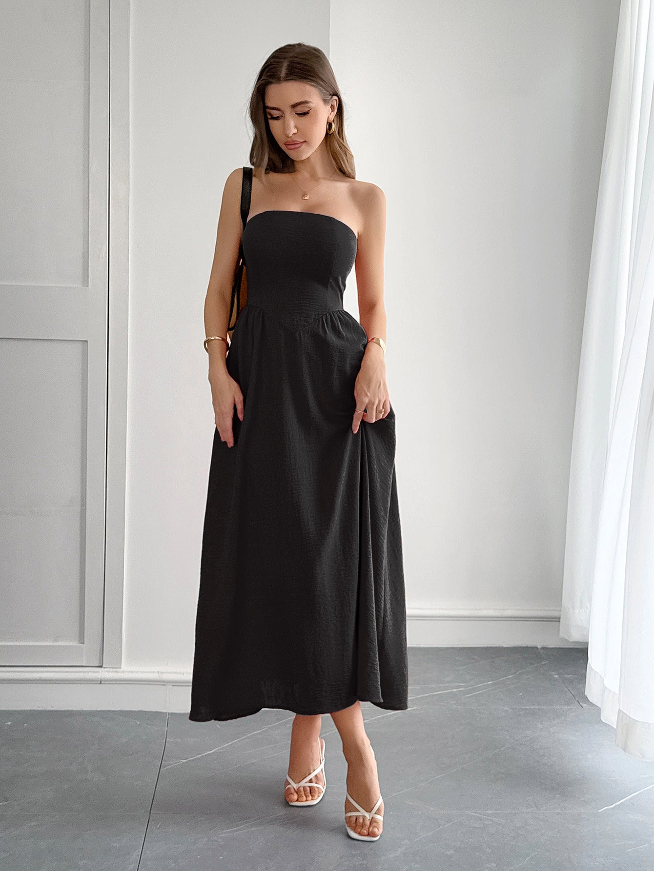 High Waist Tube Top Dress - Elegant Strapless Mini