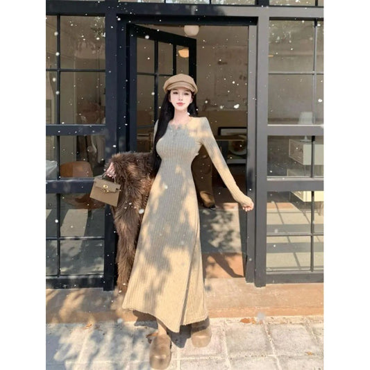 V-Neck Knitted French Midi Dress - Elegant Slim Fit Dress