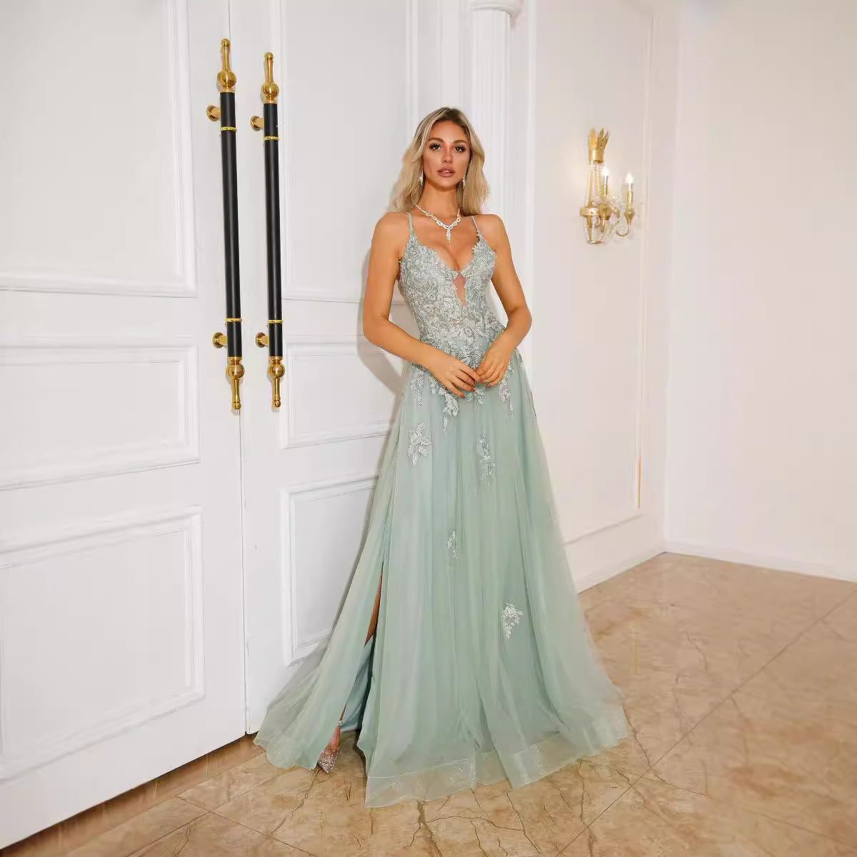 Midnight Elegance Glow - Dari Dress