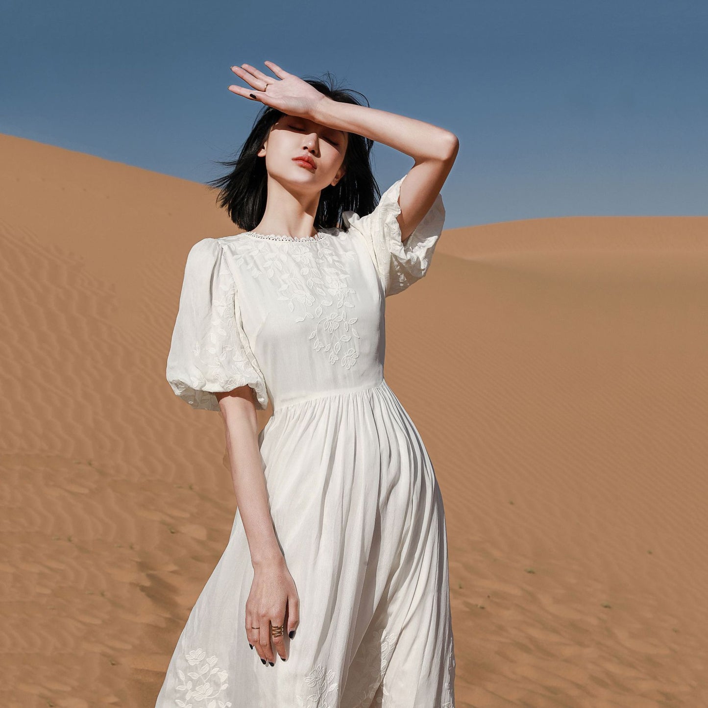Luxurious "First Love" - Dari Dress